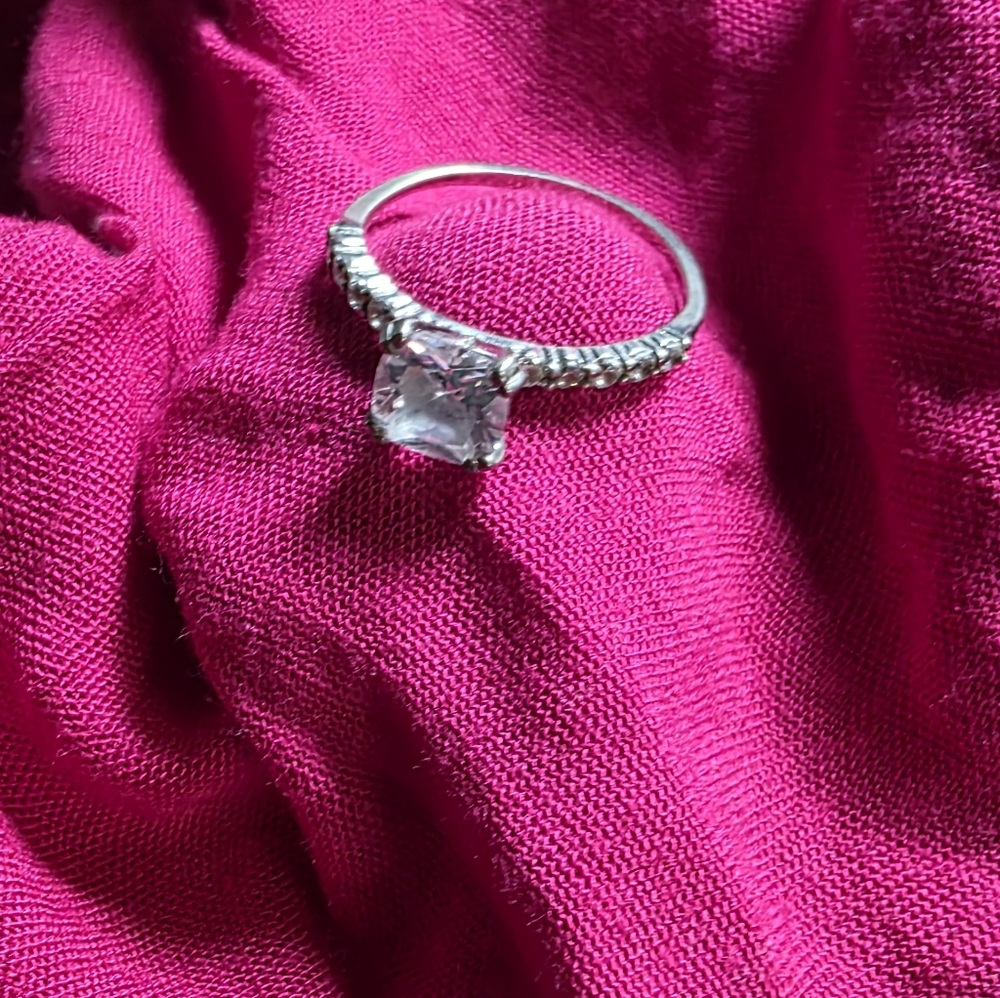 Source Unknown Silver And Pink Gem Ring - image 4